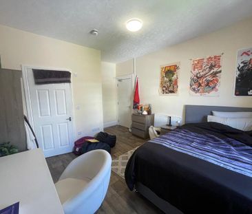 3 bedroom flat share to rent - Photo 6