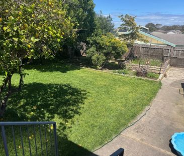 Bentleigh East - Photo 2