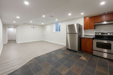 For Lease - 1584 Stevenson Street, Milton, Ontario - Photo 3