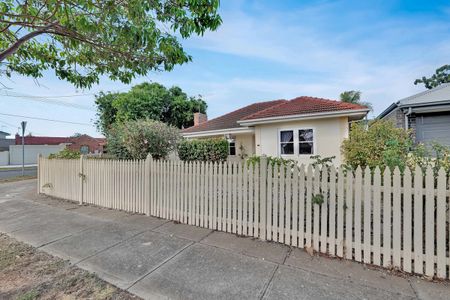 3 Selkirk Avenue, Clearview SA 5085 - House For Rent | Domain - Photo 2