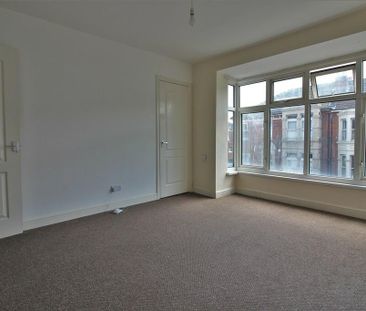 2 bedroom maisonette to rent - Photo 2