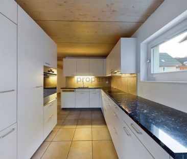 Haus-im-Haus-Gefühl mit 2 Badezimmern und Supermarkt vor der Tür - Photo 3