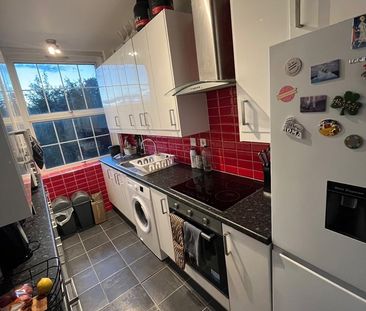 Room in a Shared Flat, Broadlands Mansions, SW16 - Photo 6
