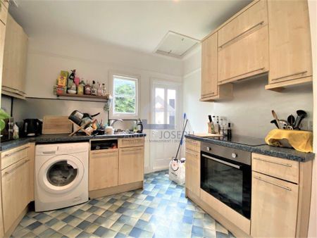 3 Bedroom Flat To Rent - Photo 5