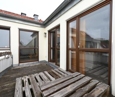 Attraktive Wohnung ganz oben inklusive Einbauküche! - Foto 1
