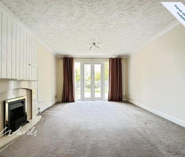 4 bedroom detached house to rent - Photo 2