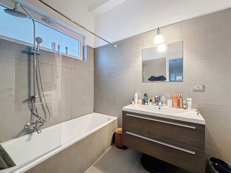 Flat - for rent - Photo 3