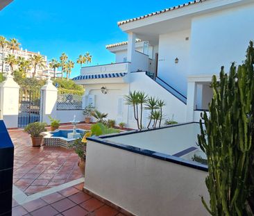 Apartamento de alquiler en Urbanización Mohana, 27, El Faro de Cala... - Photo 3