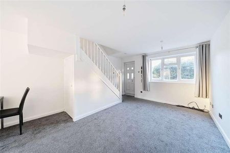 Mahon Close, Enfield, EN1 - Photo 5