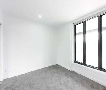 2/1 Brunswick Crescent, Craigieburn VIC 3064 - Photo 3