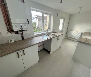 2 bedroom terraced house to rent - Photo 6