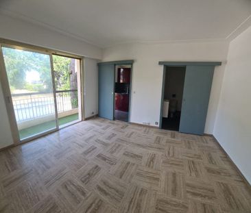 Appartement F1 loué vide - Villeneuve Loubet - Photo 1