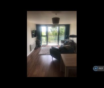 2 bedroom flat to rent - Photo 3