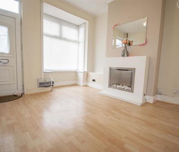 2 bedroom terraced house to rent - Photo 2