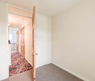 59 Rathvarna Drive, Lisburn, BT28 2UB - Photo 3