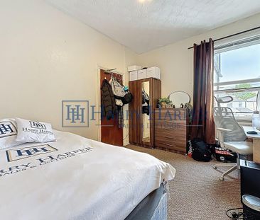 4 bedroom terraced house to rent - Photo 2