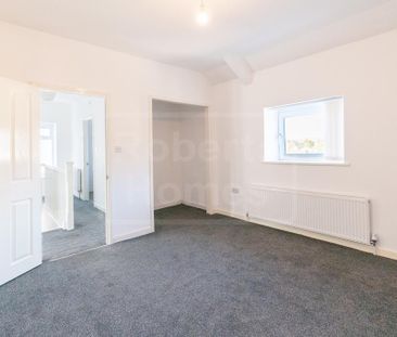 3 bedroom detached house to rent - Photo 5