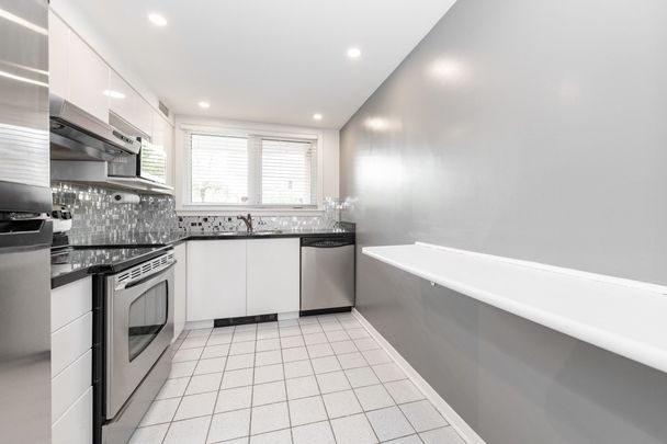 For Lease - 939 NORTH RIVER Road Unit# 105, Overbrook - Castleheights and Area, Ontario - Photo 1
