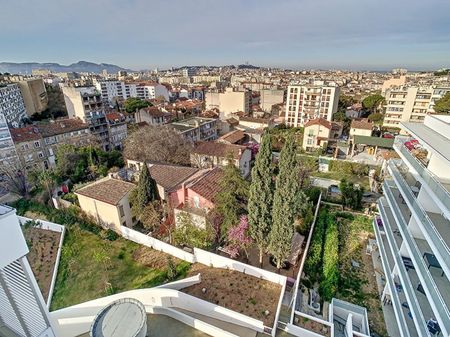 A louer Appartement de type 3 Marseille 13004 Blancarde St Barnabé Terrasse garage fermé - Photo 4