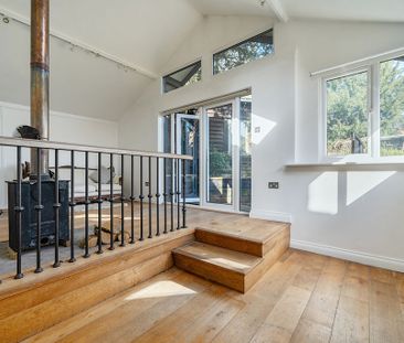 Farnham Lane, Haslemere, Surrey, GU27 - Photo 1