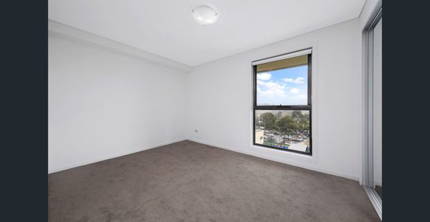 Modern Apartment in a Convenient Location - Photo 1