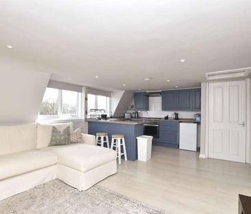 Top Floor Flat, Walcot Terrace, Bath, Somerset, BA1 - Photo 5