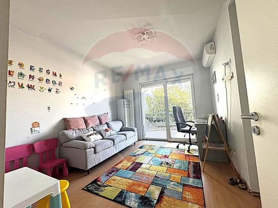 Casă / Vilă spațioasă de închiriat – Militari, zon... - Fotografie 1