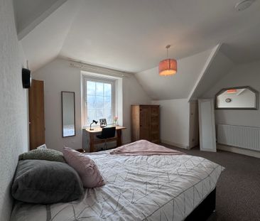 17 Headland Park Flat 2 - Photo 6