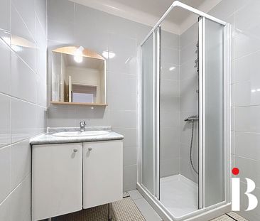 Location Appartement 2 pièces 50m² NANTES 44300 - Photo 4