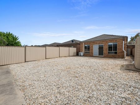 THREE BEDROOM HOUSE - Photo 3