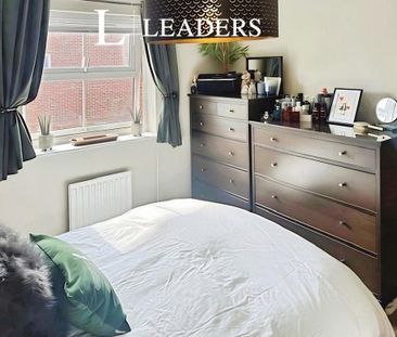 3 bedroom detached house to rent - Photo 6