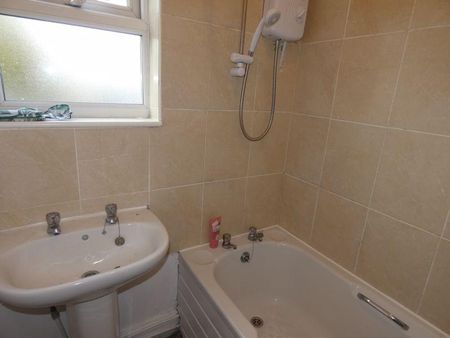 2 bedroom property to rent - Photo 5