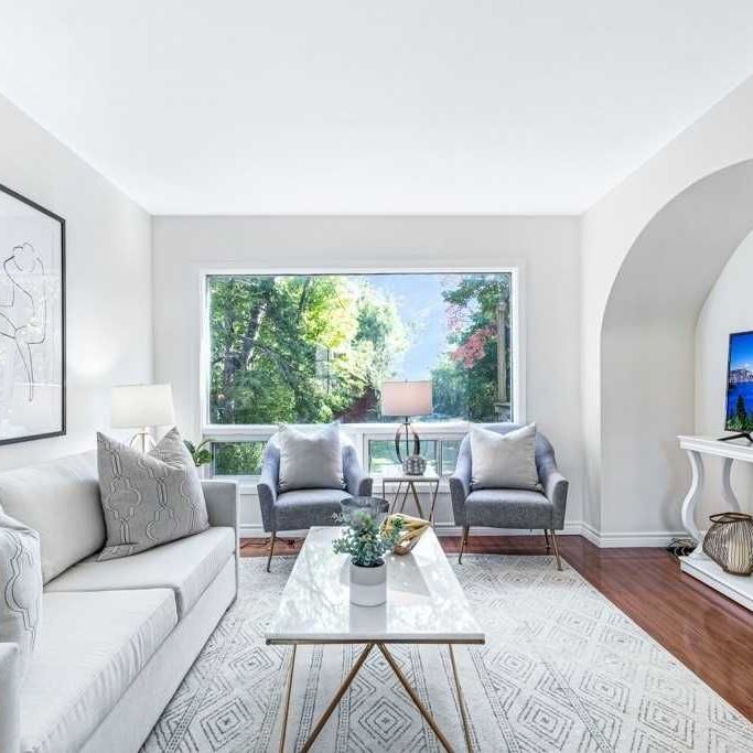 For Lease - 7 Midland Avenue, Toronto, Ontario - Photo 1