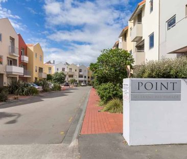 4 bedroom town house in Greta Point - Photo 5