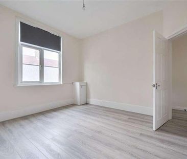 Sketty Road, Enfield, EN1 - Photo 2