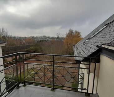 location Appartement T5 DE 106.8m² À VERSAILLES - Photo 2