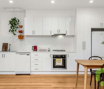 27 Chatham Street, Footscray VIC 3011 - Photo 2