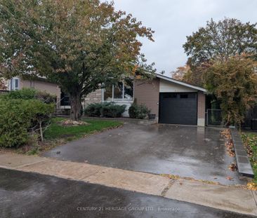 For Lease - 971 Vistula Drive Unit# A, Pickering, Ontario - Photo 1