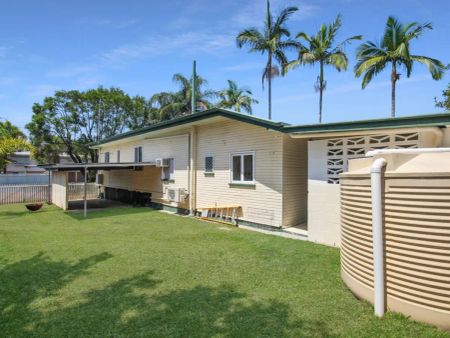 “Beautifully Presented 3-Bedroom Home in the Heart of Brassall” - Photo 5