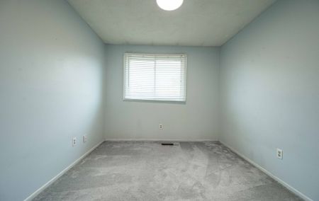 For Lease - 481 Pitfield Road Unit# 24, Milton, Ontario - Photo 4