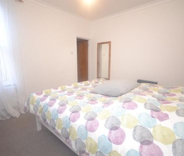 2 bedroom House To Let - Photo 5