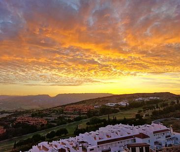 Penthouse in Casares - Photo 1