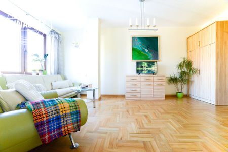 Ursynów, ul. Wilhelma Konrada Roentgena - Photo 4