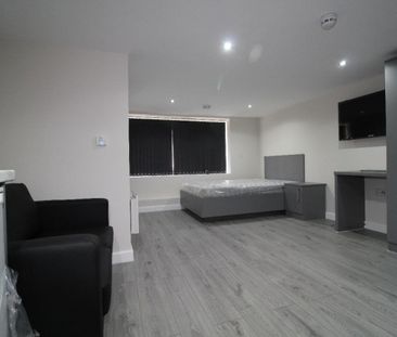 Market Street West Flat, PRESTON, Lancashire PR1 2HB - Photo 3