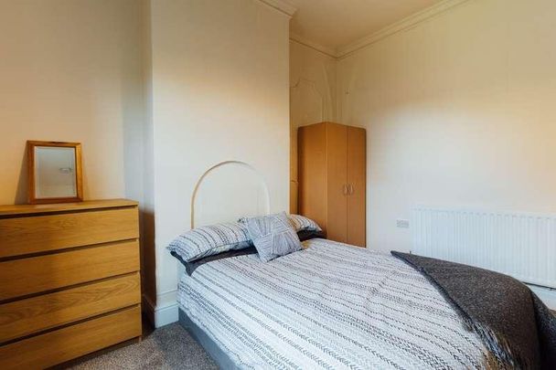 Nelson Street, - Bed, LN1 - Photo 1