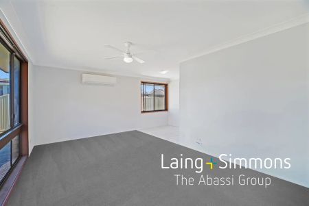 “Room for the Whole Family in a Quiet Pocket of North St Marys!” - Photo 5