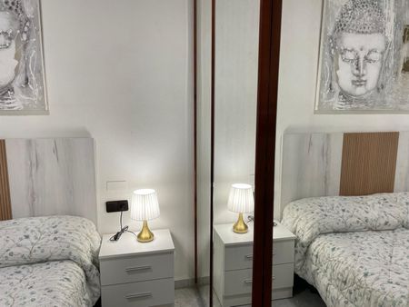 Piso de alquiler en Alameda - Photo 3