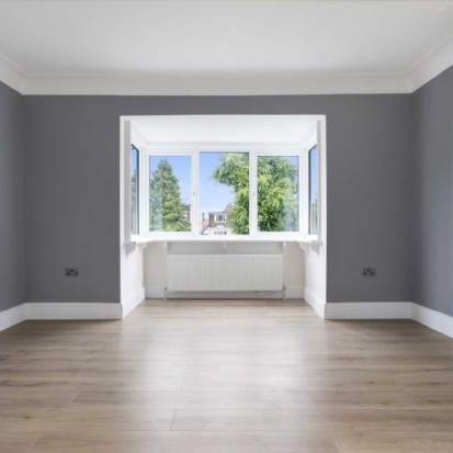 5 bedroom property to rent in London - Photo 1