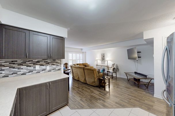 For Lease - 39 Hays Boulevard Unit# 2, Oakville, Ontario - Photo 1