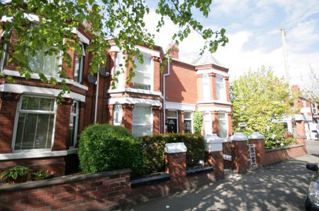 1 bedroom in a house share to rent - Photo 5
